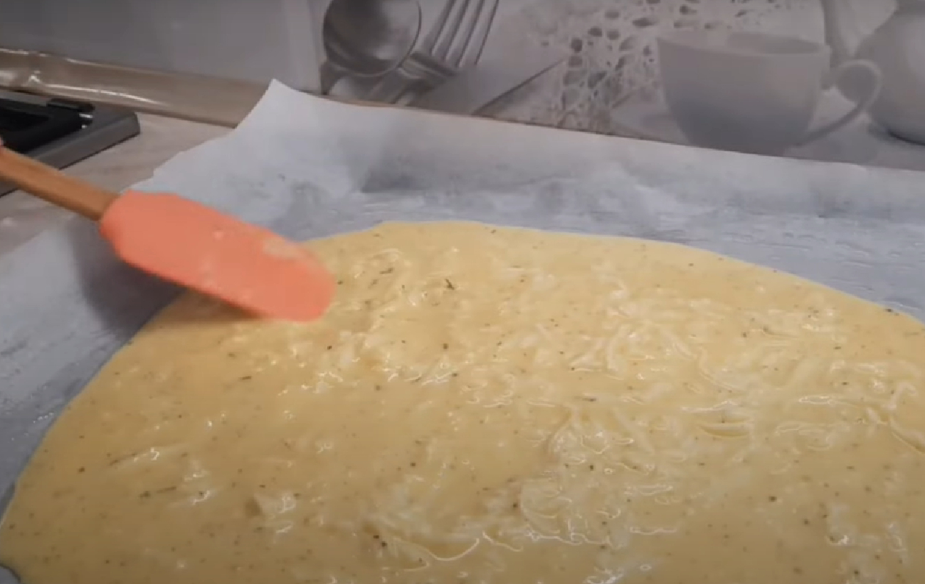 Яєчний рулет з курячим фаршем: рецепт нежирної страви для родини